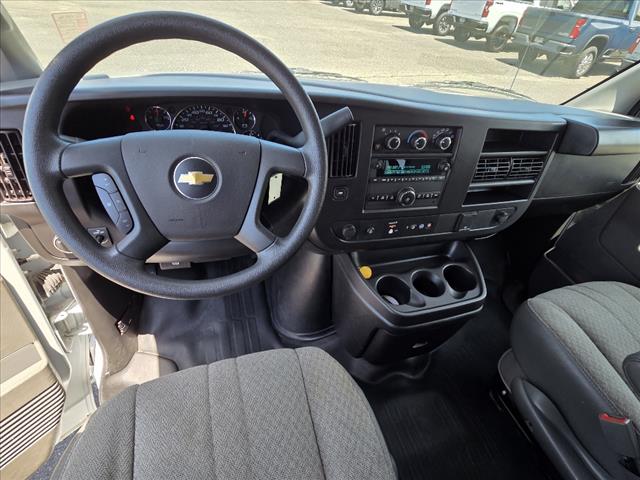 2022 Chevrolet Express LS 3500