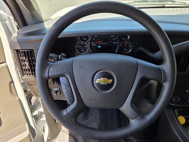 2022 Chevrolet Express LS 3500