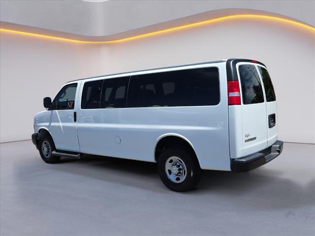 2022 Chevrolet Express LS 3500