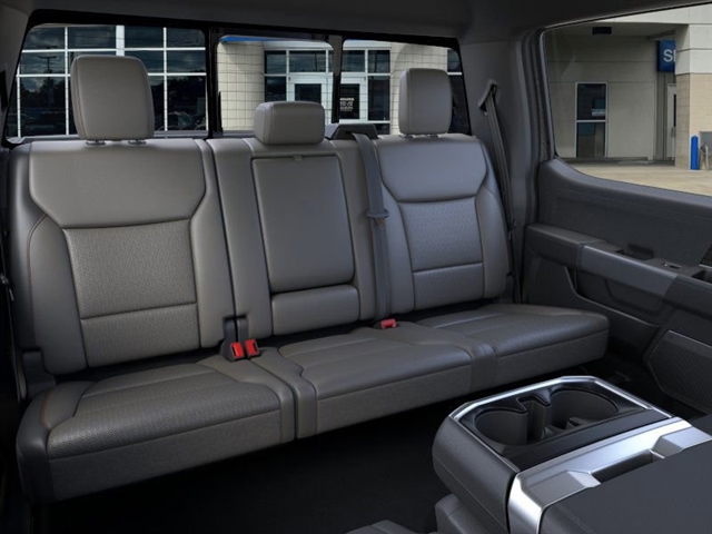 2025 Ford F-150 Lariat:571120