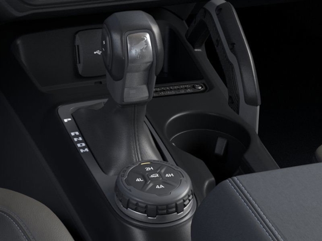 2025 Ford Bronco Outer Banks:59920