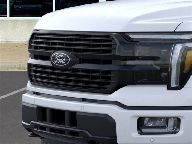 2025 Ford F-150 Platinum:59400