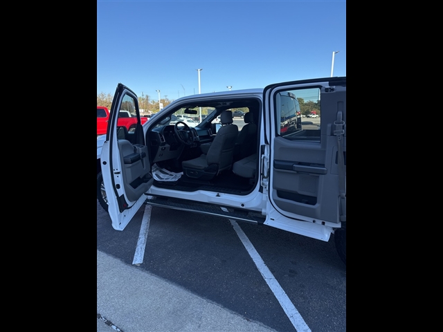 2015 Ford F-150 XLT:58452