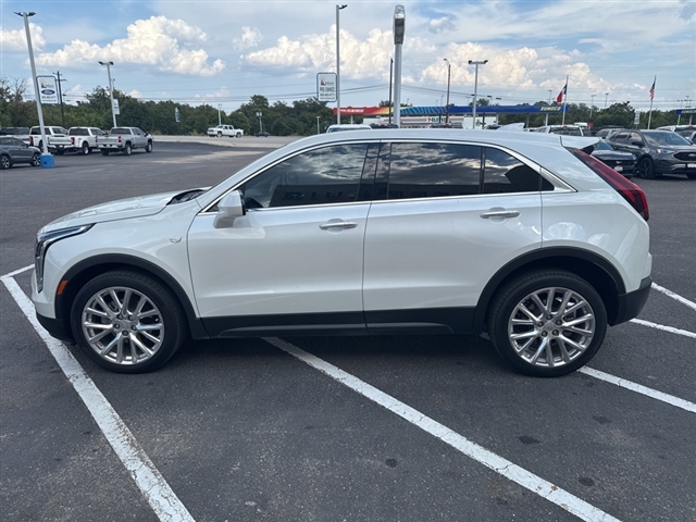 2022 Cadillac XT4 Luxury:90051