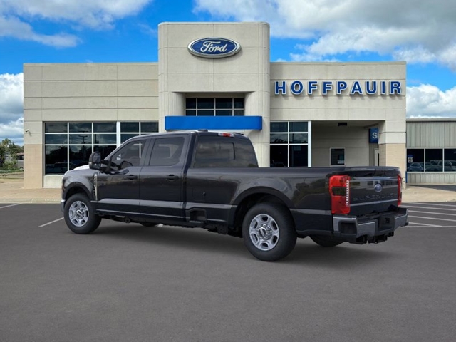 2026 Ford F-250 Super Duty XLT:57870