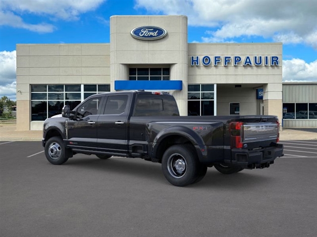 2025 Ford F-350 Super Duty King Ranch:59900