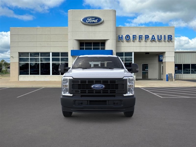 2026 Ford F-350 Super Duty XL:58900