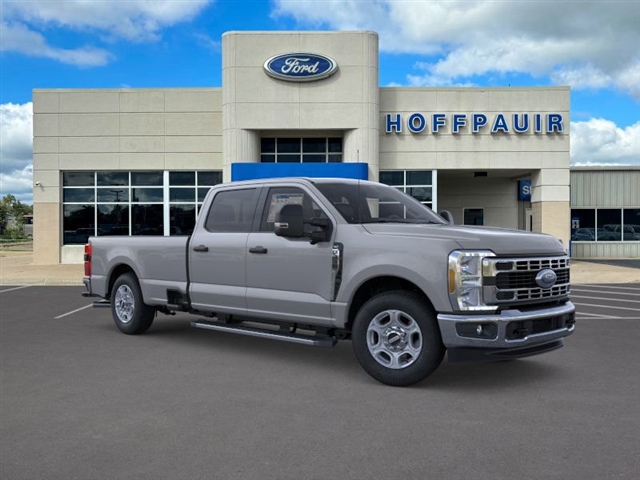2026 Ford F-350 Super Duty XLT:58210