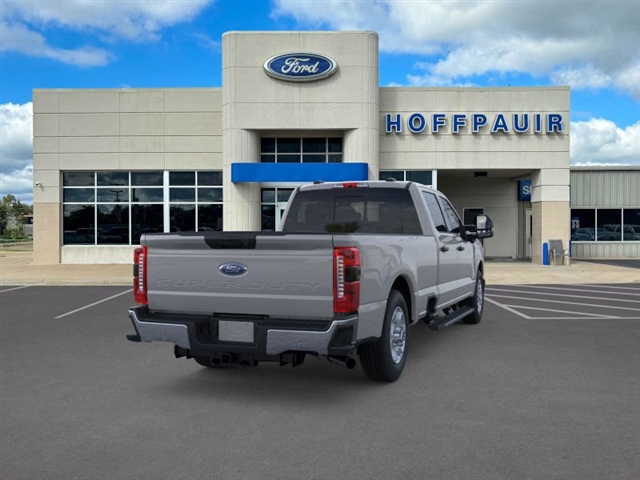 2026 Ford F-350 Super Duty XLT:58210