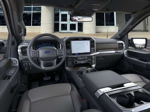 2025 Ford F-150 Lariat:571120