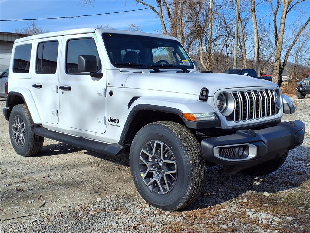 2026 Jeep Wrangler 4-Door Sahara's photo