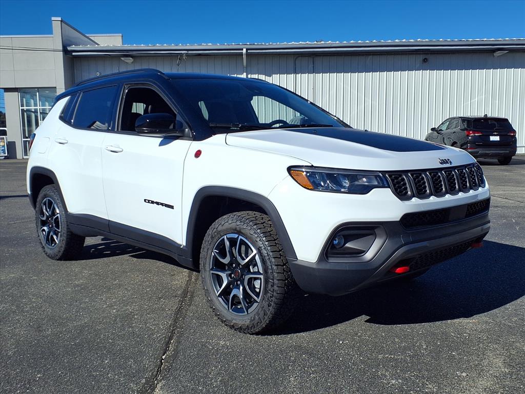 2026 Jeep Compass Trailhawk's photo