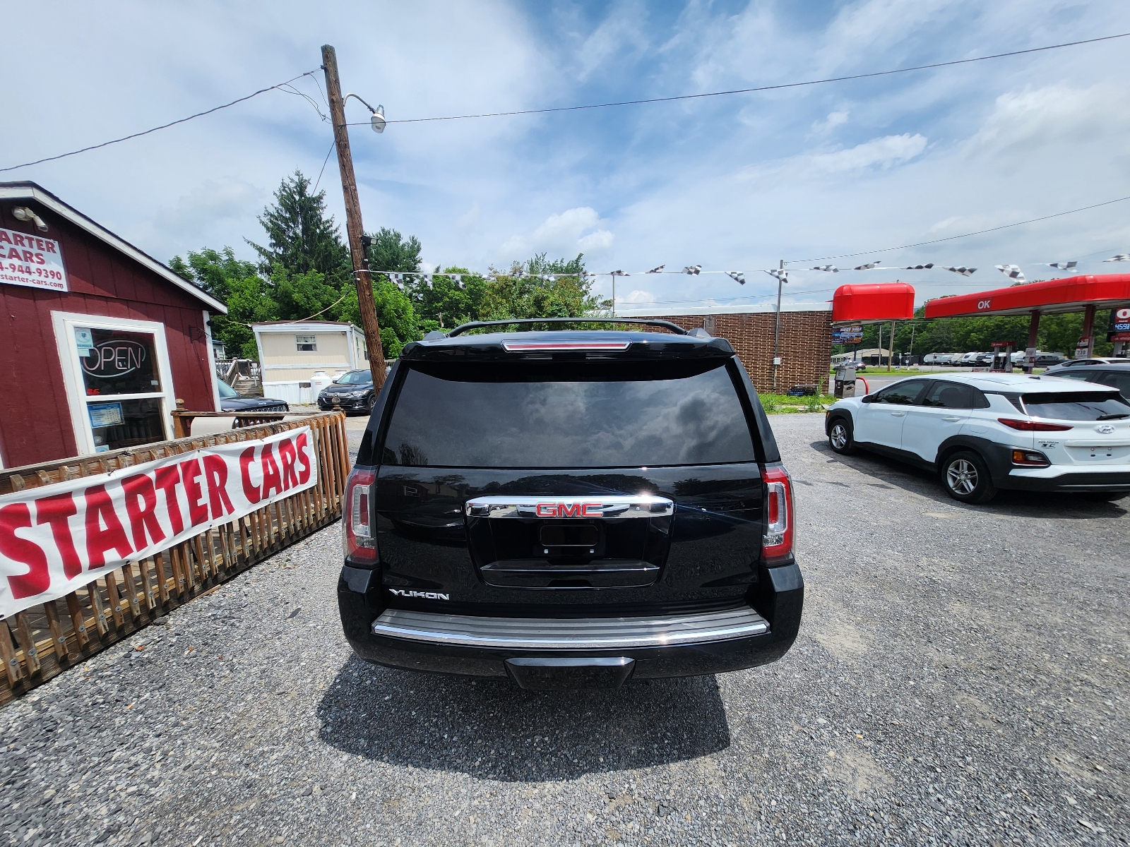 View vehicle photo 3