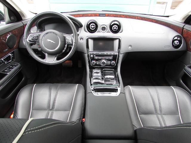  2016 JAGUAR XJ R-Sport for sale by Land Rover Peabody in Peabody, MA