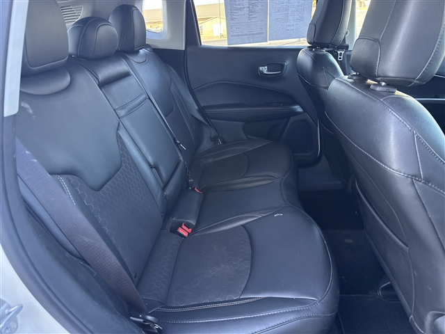 2019 Jeep Compass Latitude:65644