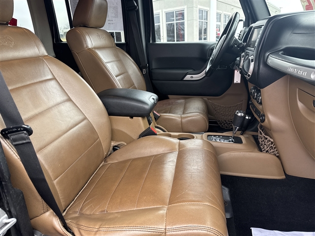 2012 Jeep Wrangler Unlimited Sahara:65666