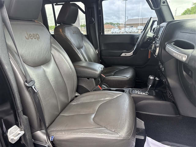 2015 Jeep Wrangler Unlimited Rubicon Hard Rock:66551