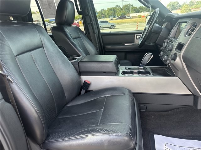 2017 Ford Expedition Limited:66620