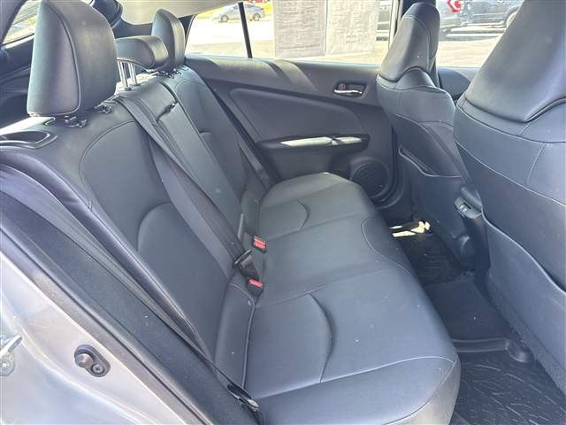 2020 Toyota Prius Limited:56517