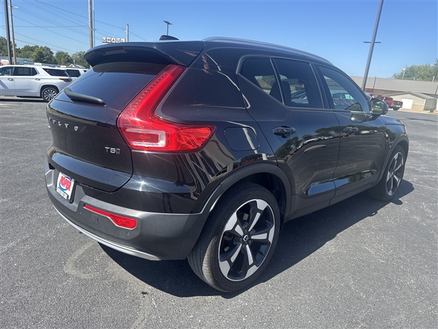 2020 Volvo XC40 T5 Momentum:66627