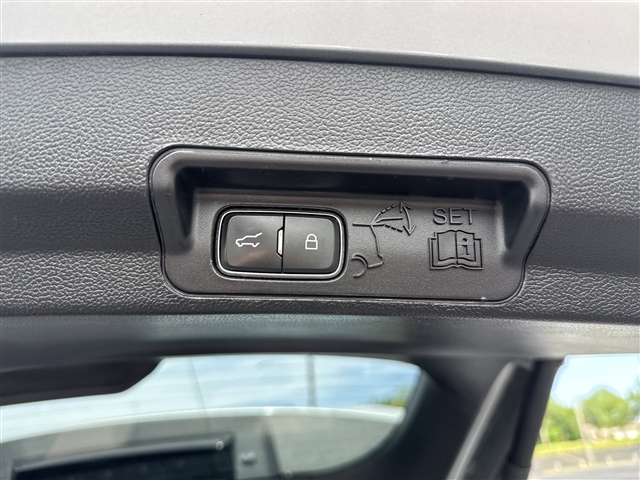 2020 Ford Explorer Limited:66559