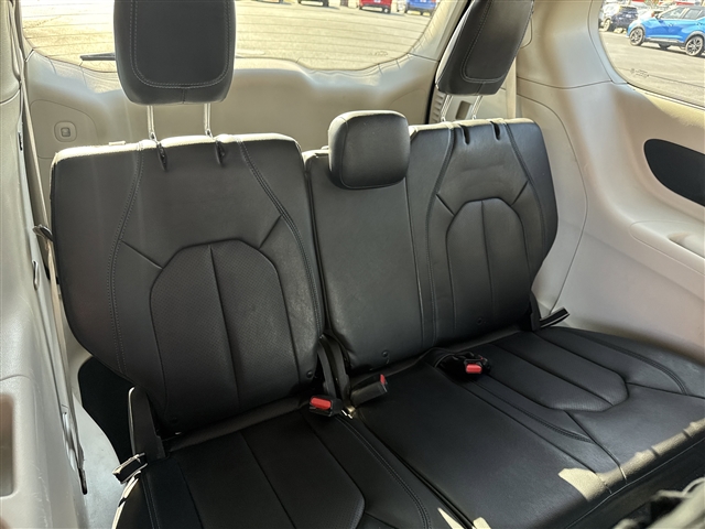 2021 Chrysler Pacifica Touring L:65674