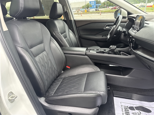 2023 Nissan Rogue Platinum:66598