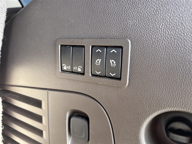 2015 Chevrolet Tahoe LTZ:65667