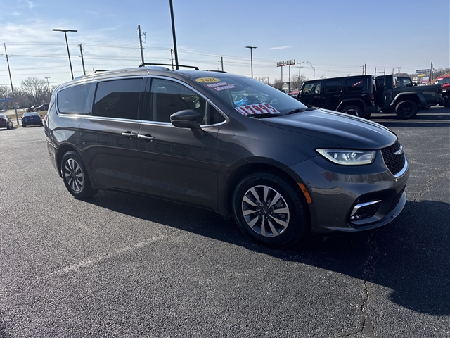 2021 Chrysler Pacifica Touring L:65674