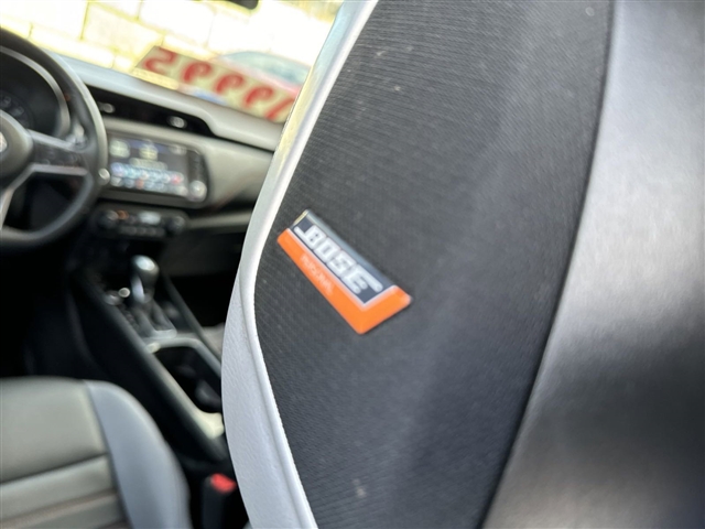 2023 Nissan Kicks SR:64537