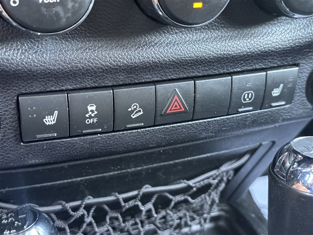 2017 Jeep Wrangler Unlimited Winter Edition:66642