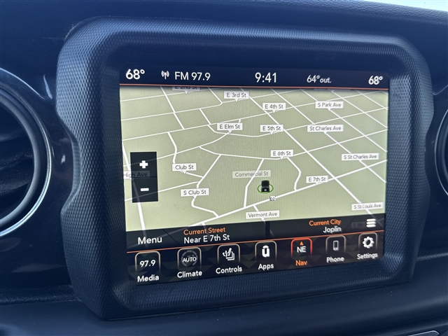 Photo of 2020 Jeep Gladiator Altitude in Joplin, MO - 18,  2020 Jeep Gladiator Altitude:65636