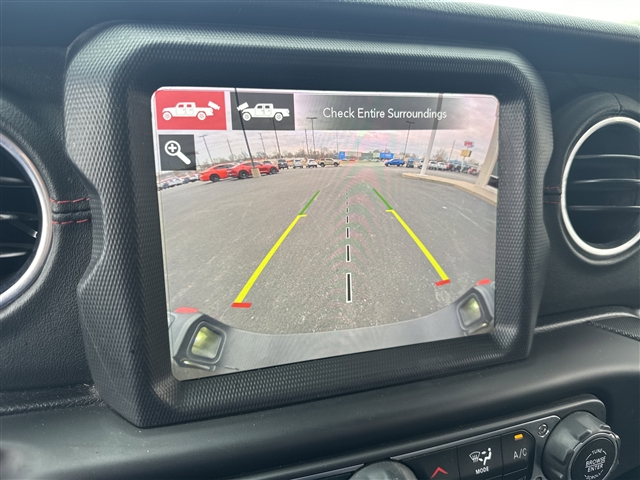 2020 Jeep Gladiator Launch Edition:R25108