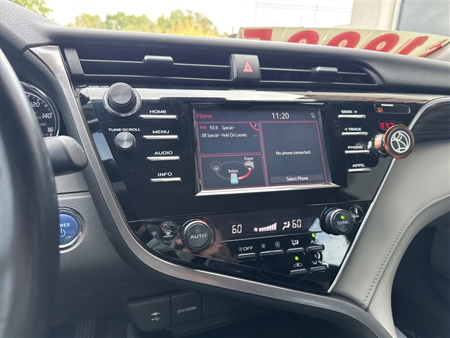 2018 Toyota Camry Hybrid SE:655921