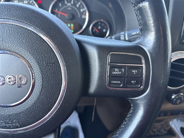 2012 Jeep Wrangler Unlimited Sahara:65666