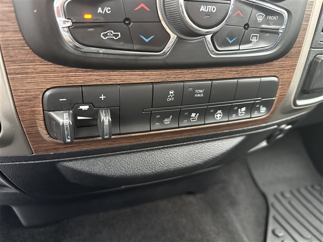 2014 RAM 1500 Laramie:66586