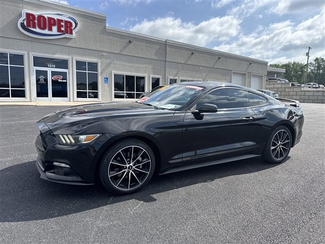 2015 Ford Mustang EcoBoost Coupe's photo