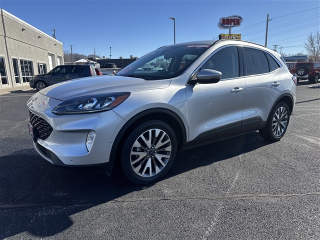 2020 Ford Escape Titanium  66509