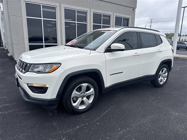 Photo of 2019 Jeep Compass Latitude in Joplin, MO 2019 Jeep Compass Latitude  65627