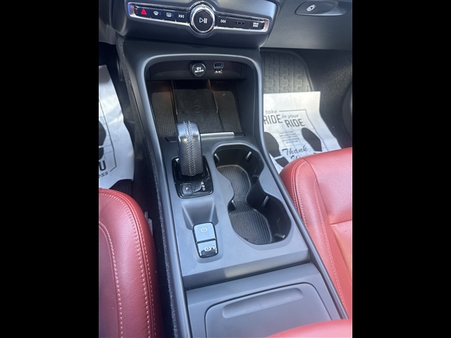 2020 Volvo XC40 T5 Momentum:66627
