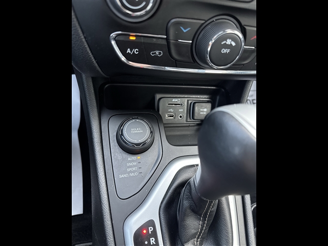 2018 Jeep Cherokee Latitude Plus:65680