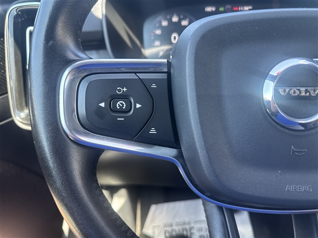 2020 Volvo XC40 T5 Momentum:66627