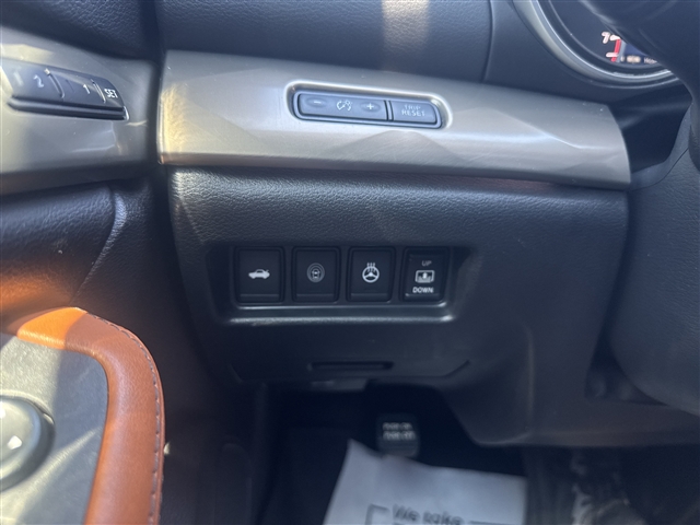 2020 Nissan Maxima Platinum:56541