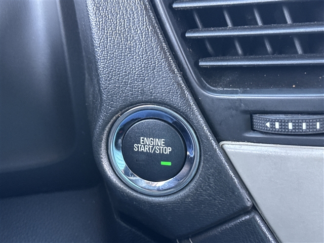 2017 GMC Yukon Denali:66542
