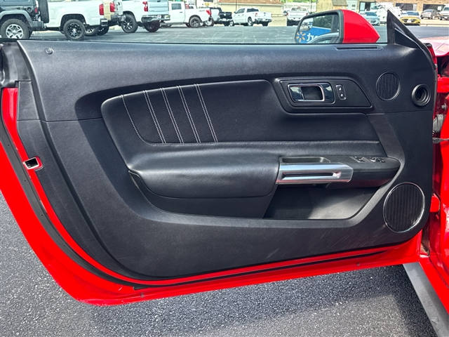 2016 Ford Mustang EcoBoost:565151