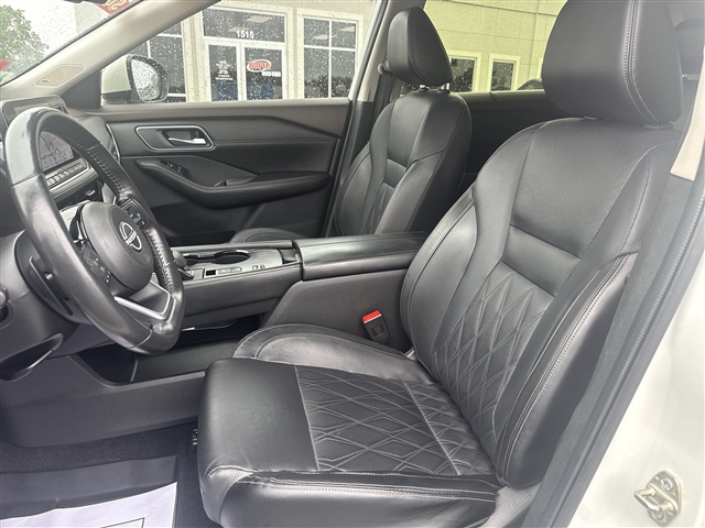 2023 Nissan Rogue Platinum:66598
