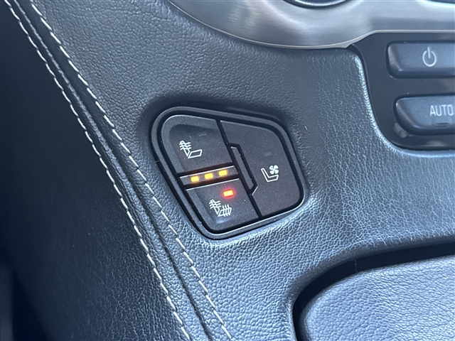 2019 GMC Yukon Denali:65676