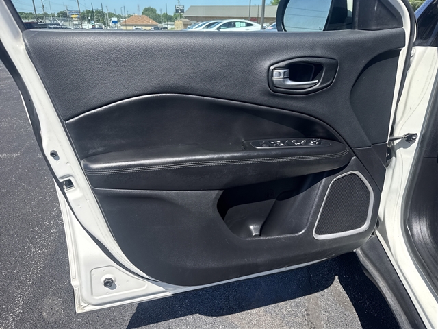 2021 Jeep Compass Latitude:66575