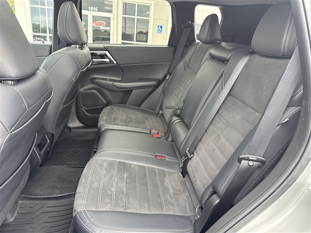 2024 Mitsubishi Outlander SE:66577