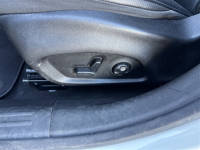 2016 Jeep Renegade Limited:65679